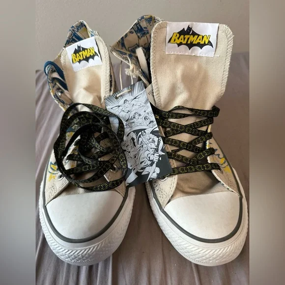 Converse x DC Batman High Tops NWT - Picture 3 of 10